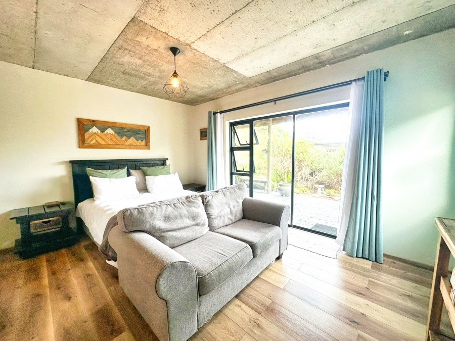 5 Bedroom Property for Sale in Cola Beach Western Cape